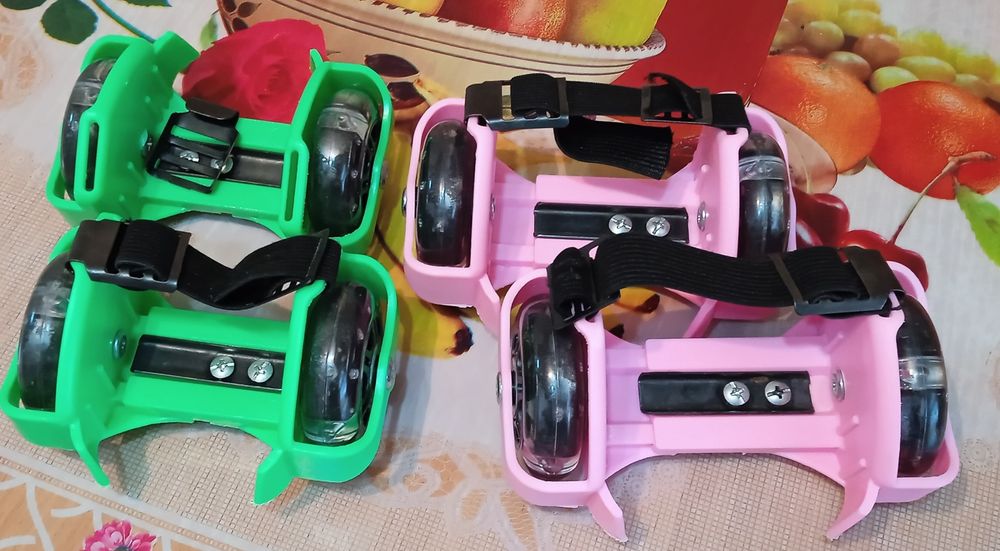 Продам ролики 2колесные