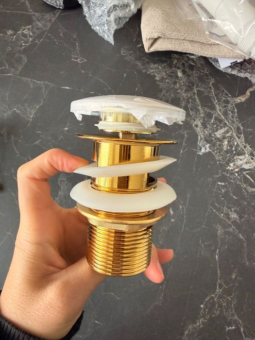 Ventil lavoar cu preaplin