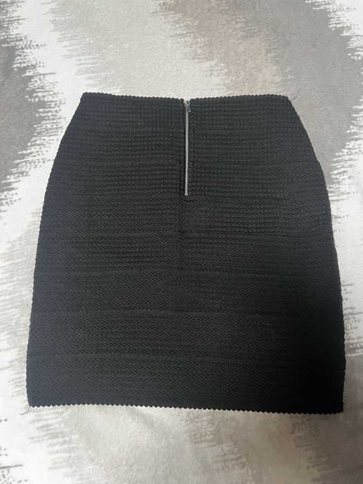 Къса пола DIVIDED