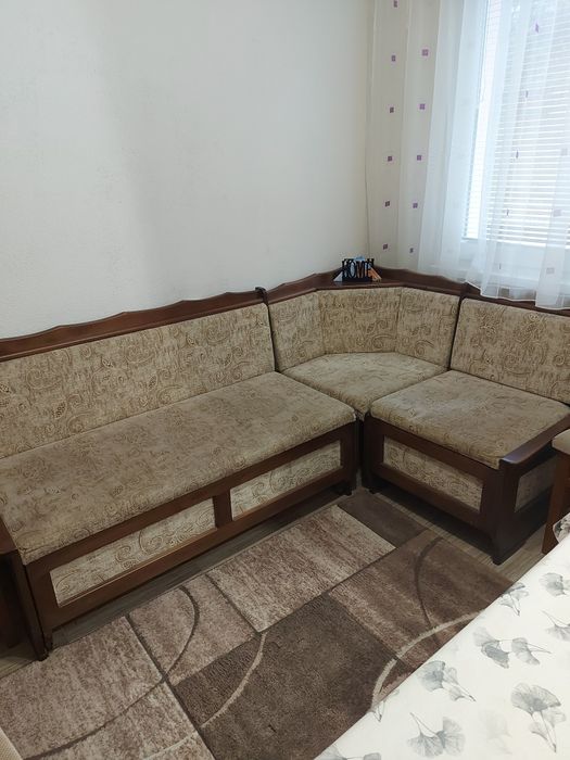 Кухненски ъгъл от масивно дърво