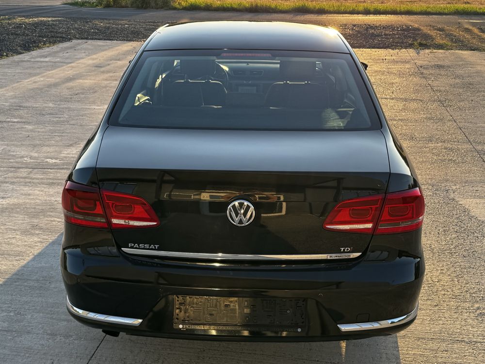 Volkswagen Passat B7 berlină BLUEMOTION 1.6 diesel  105 cp euro 5 2011