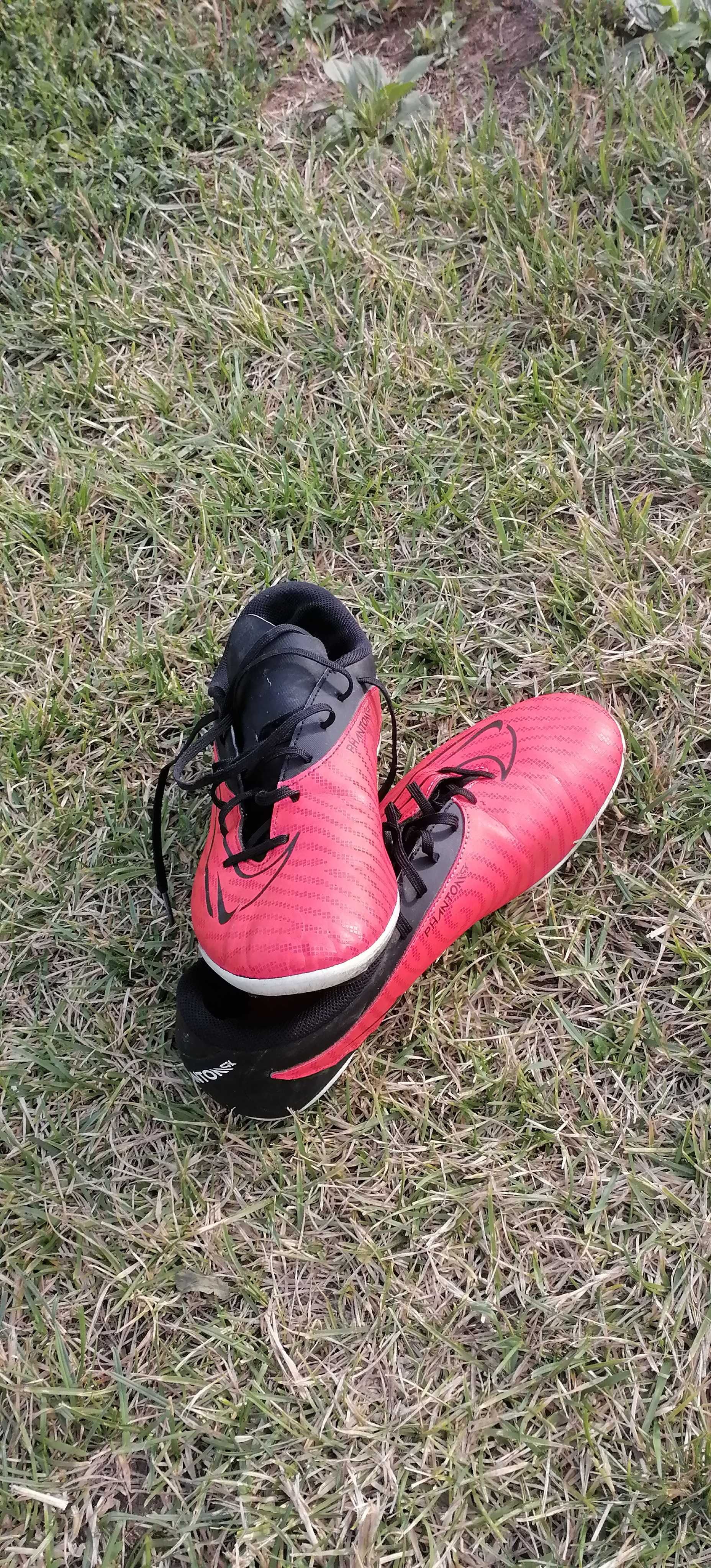 Ghete de fotbal elit, pro, academy