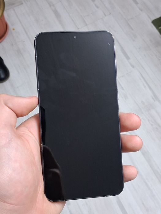 Vand Samsung S23+ 512gb