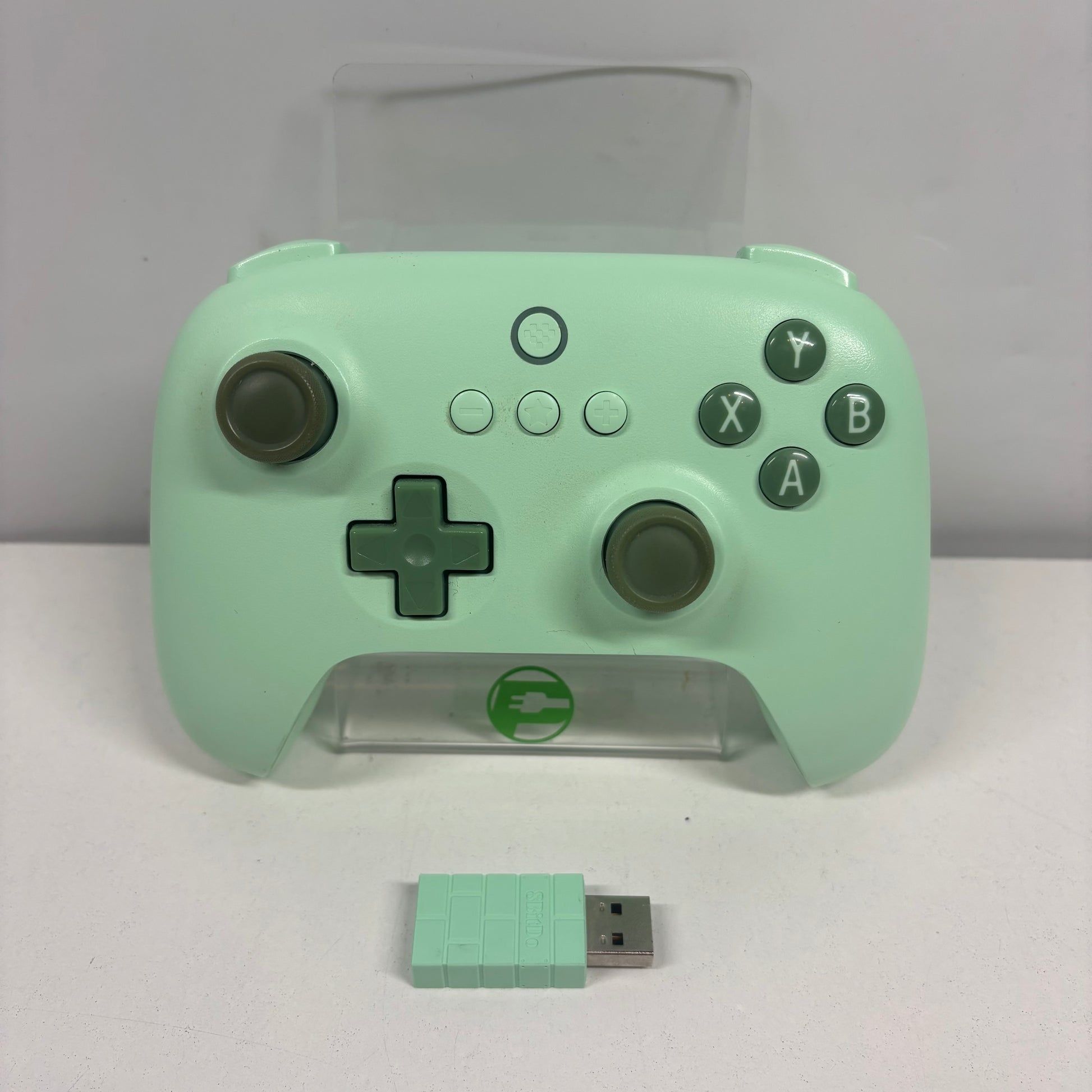8BitDo Ultimate контроллер
