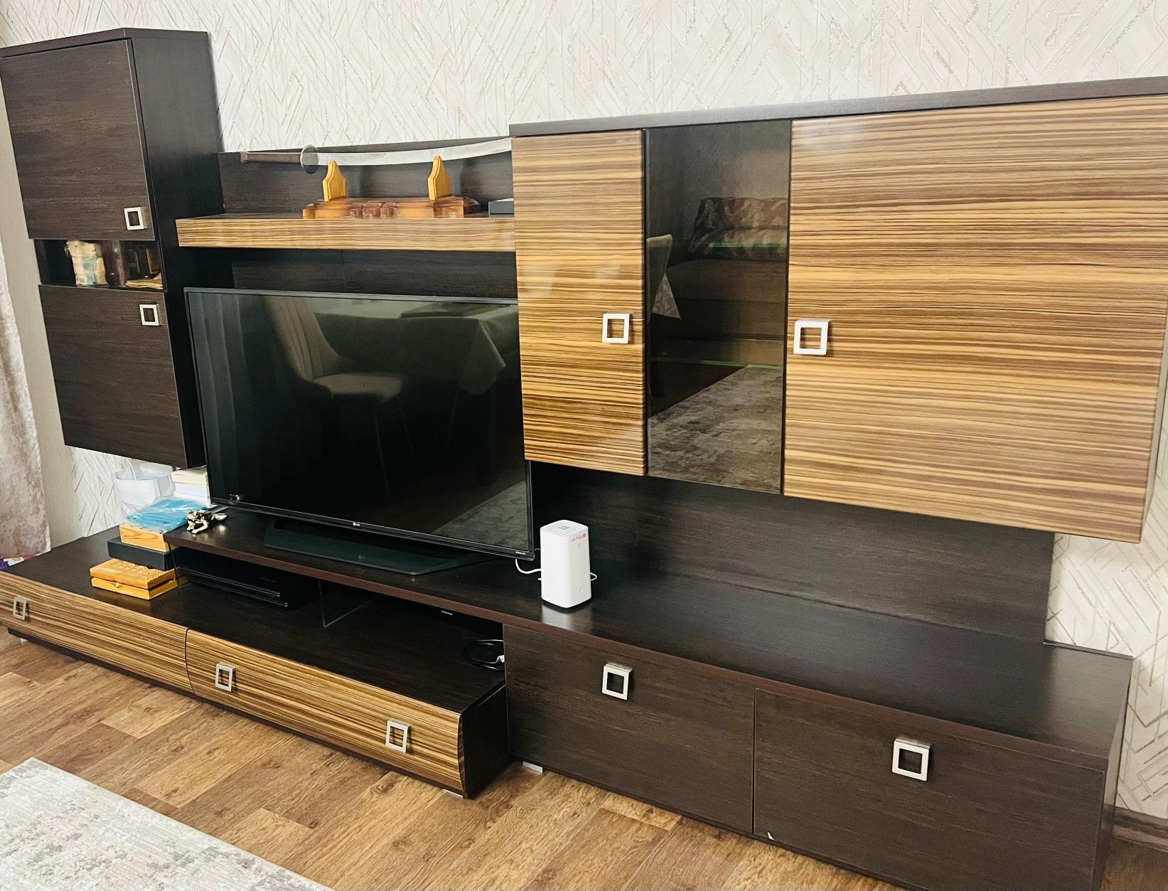 Продам модульную стенку