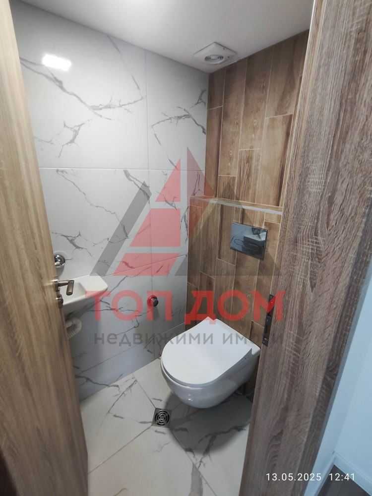 Дава се под наем Четиристаен апартамент в Варна, Център - 80 кв.м за 1300 € - Снимка #8