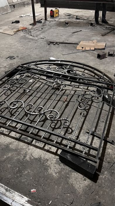 Решётки перила козерки