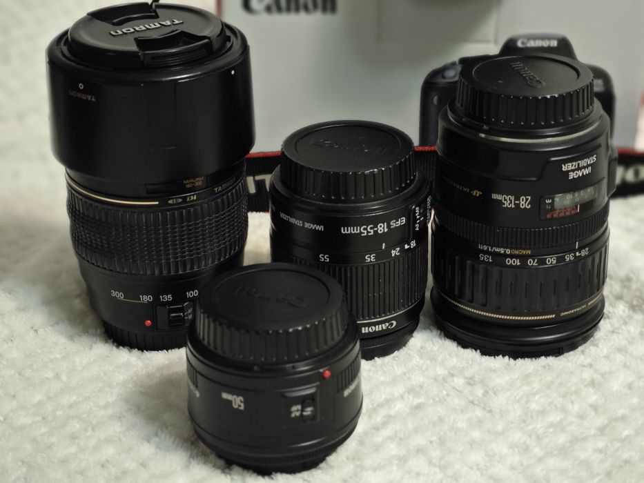 Canon 650 D DSRL + 5 obiective și accesorii