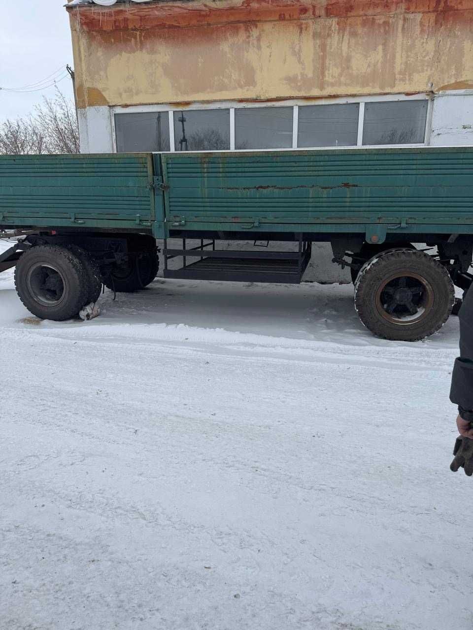 Прицеп грузовой бортовой ГКБ