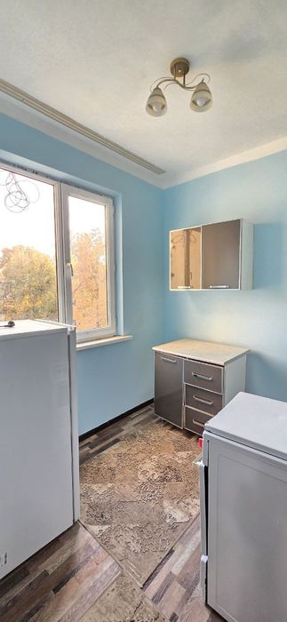 Срочно Продам квартиру Чиланзар квартал 11. 2х комнатная