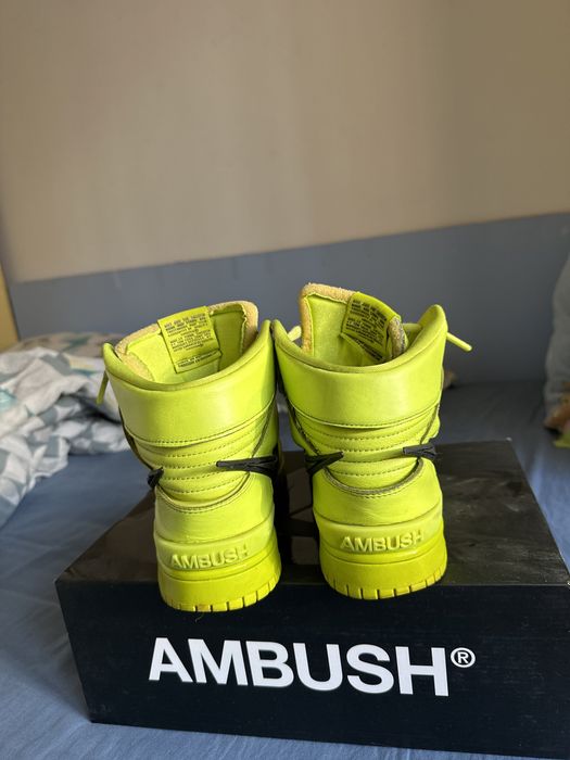 Nike dunk ambush flash lime