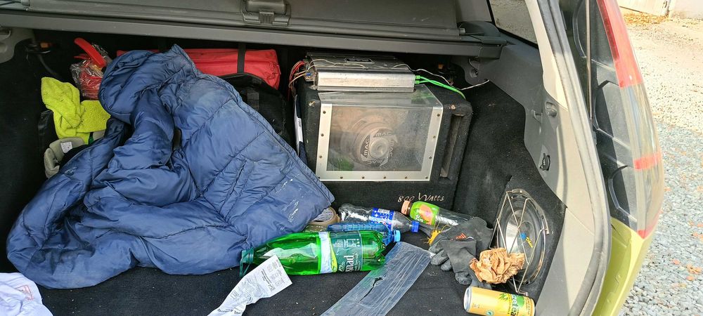 De vânzare nu schimb.