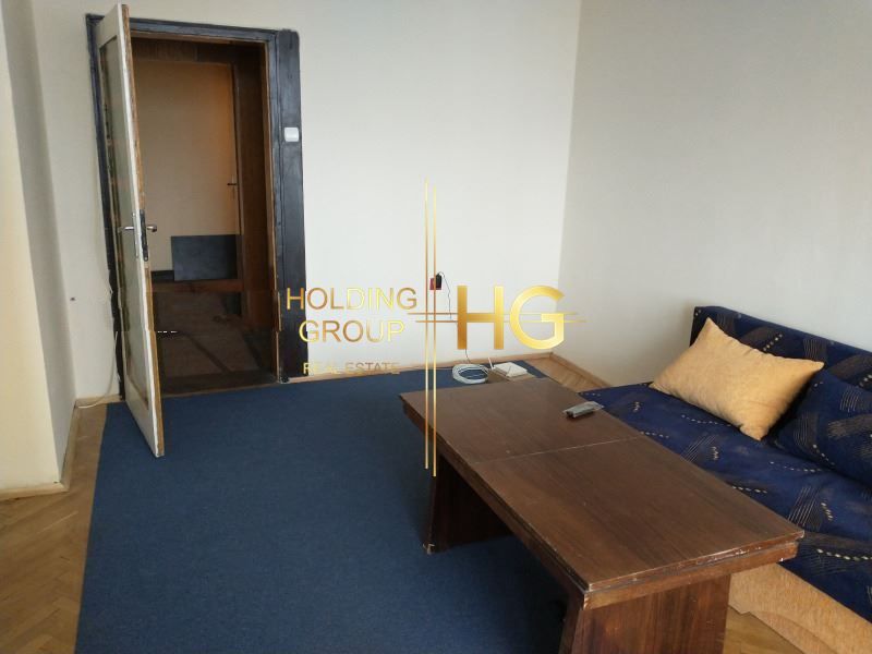 Продава се Четиристаен апартамент в Варна, Център - 110 кв.м за 2435 €/кв.м - Снимка #3