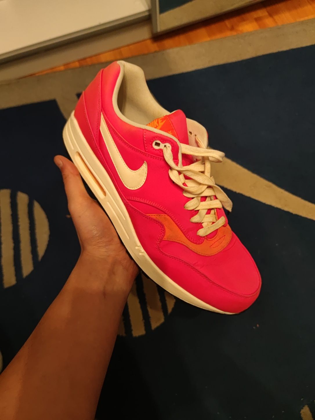 Nike air max 1 essentials hyper punch marimea 47.5