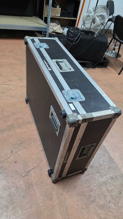 Mixer Digital Behringer X32, incl Flightcase