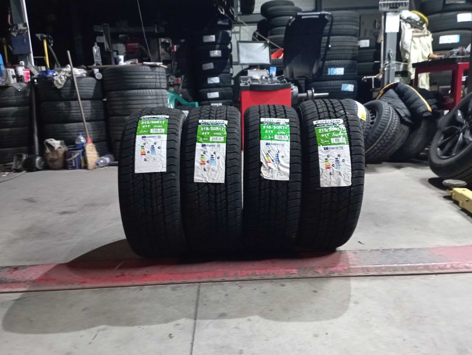 Anvelope Autogreen 215/50/17 Noi De Iarna