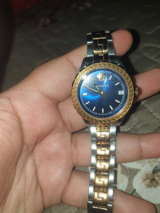 Ceas versace damă preț negociabil..