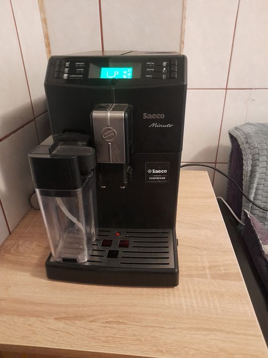 Vând expresor Saeco