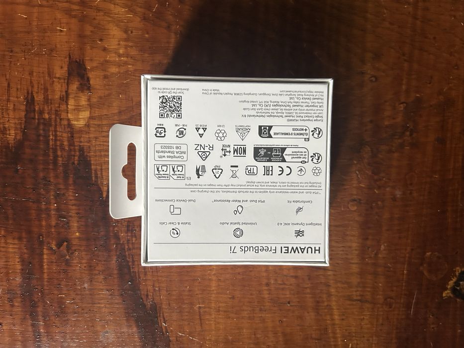 Слушалки Freebuds 7i