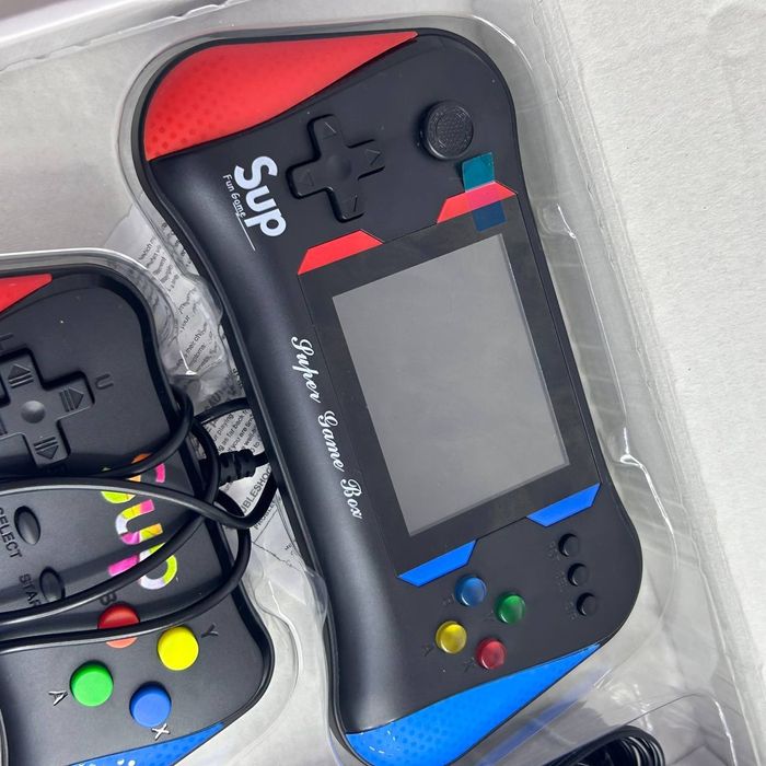 Игровая приставка X7M — 500 встроенных игр