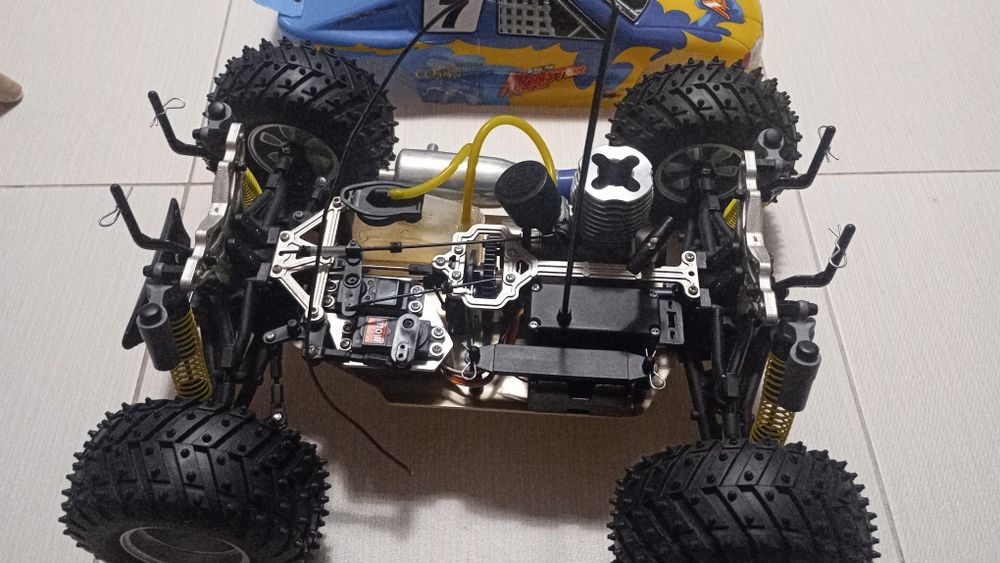 Automodel Thunder Tiger 1/10 rc
