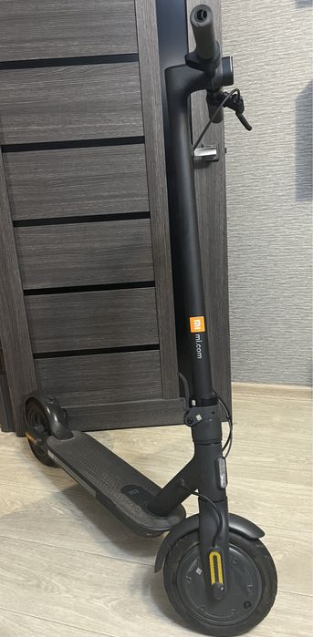 Продам электромамокат Xiaomi
