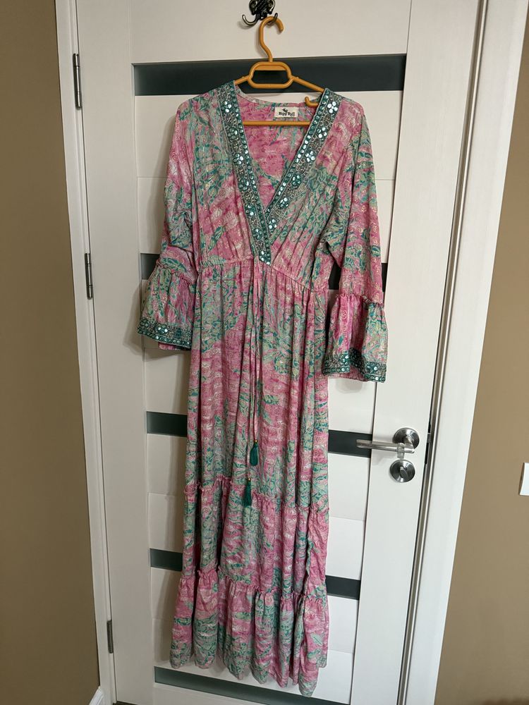 Rochii lungime maxi, diverse  modele, matase indiana 50 lei -bucata