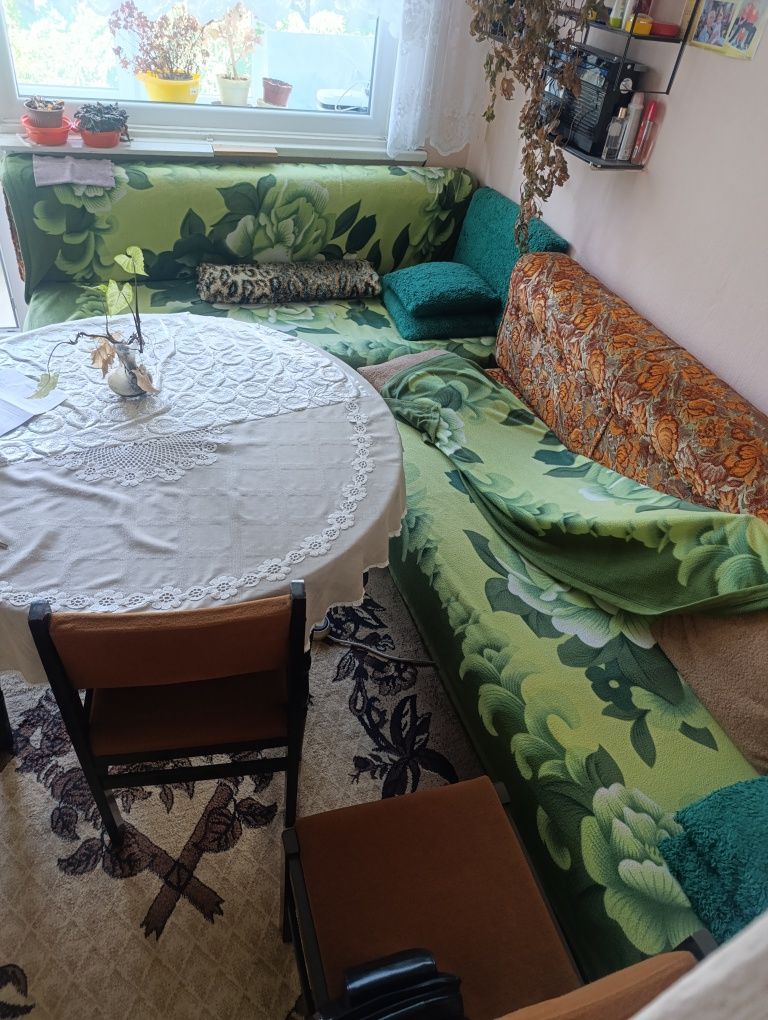 Безплатно дивани