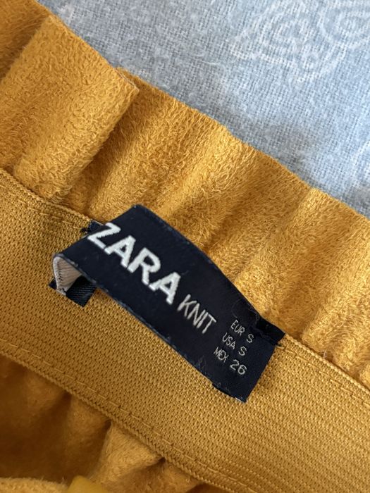 Fusta mini-Zara