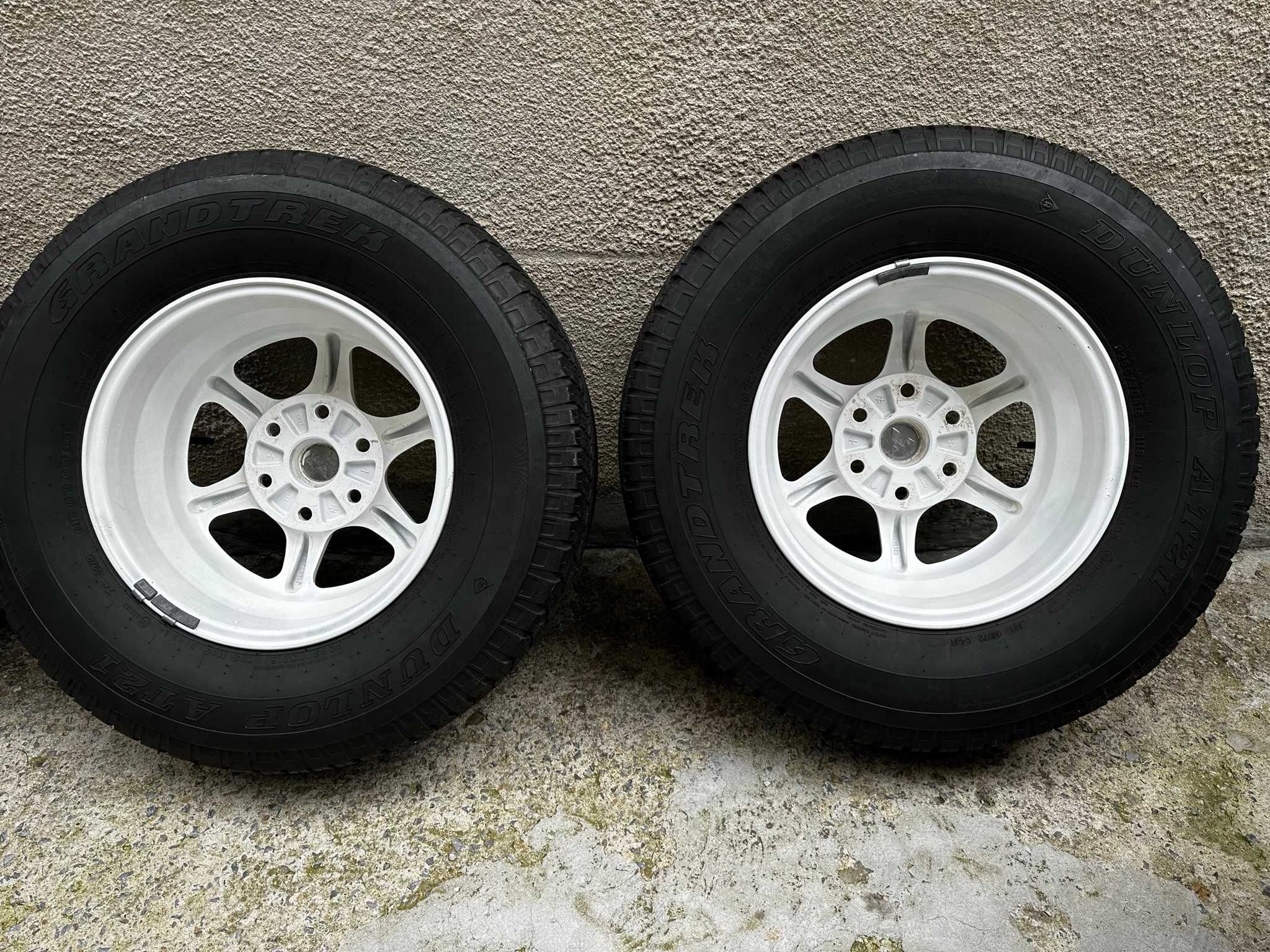 Гуми с джанти 265/70R16