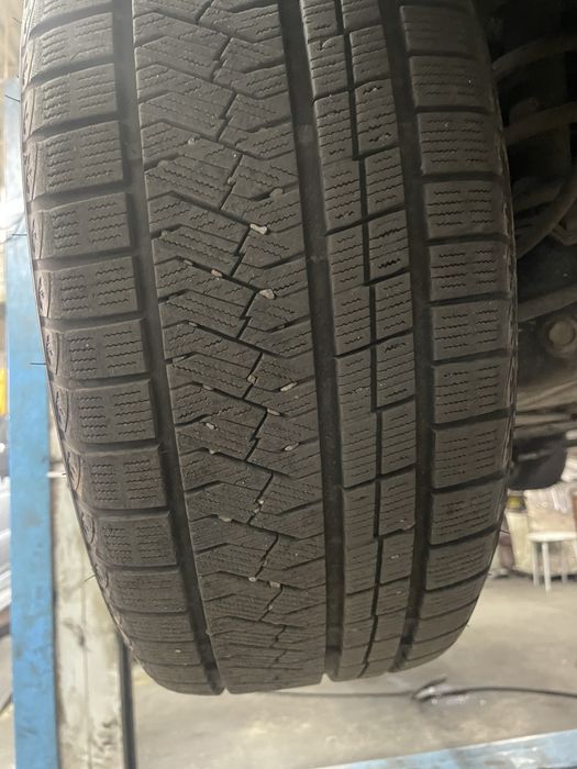 Шины 235/45/R18 Triangle