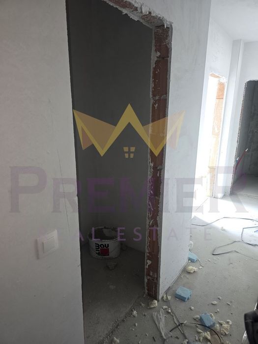 Продава се Двустаен апартамент в София, Дружба 2 - 84 кв.м за 2600 €/кв.м - Снимка #10