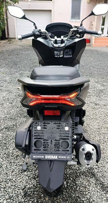 Scuter Honda PCX 125 2024