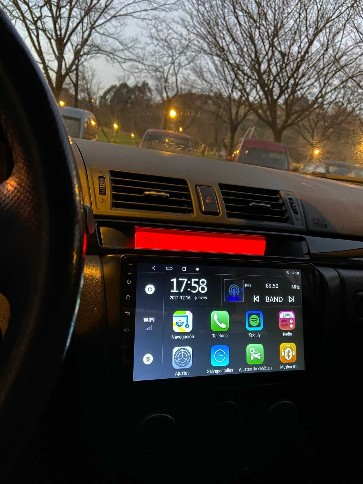 Navigatie GPS Android Dedicata Mazda 3 - Android 13, CarPlay, DSP