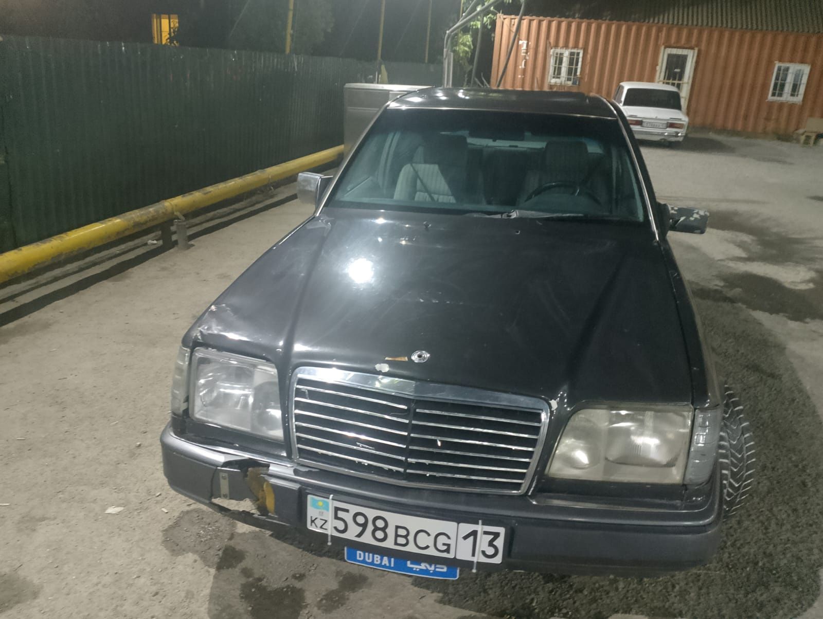Продам Мерседес 124