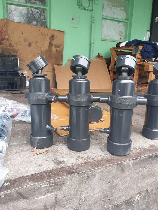 Cilindru basculare 4 segmente 5 to remorca IVECO NISAN FORD SPRINTER