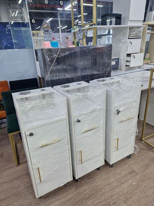 Тележка для парикмахера