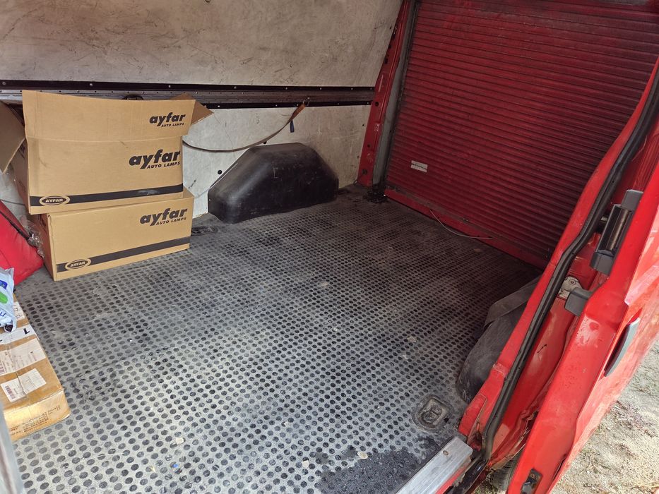 Транспортни услуги!!! Бус Ford Transit товарен къса база