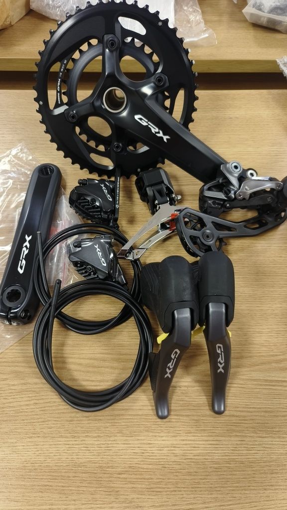 НОВО Shimano GRX Di2 RX815 Groupset 2x11-speed