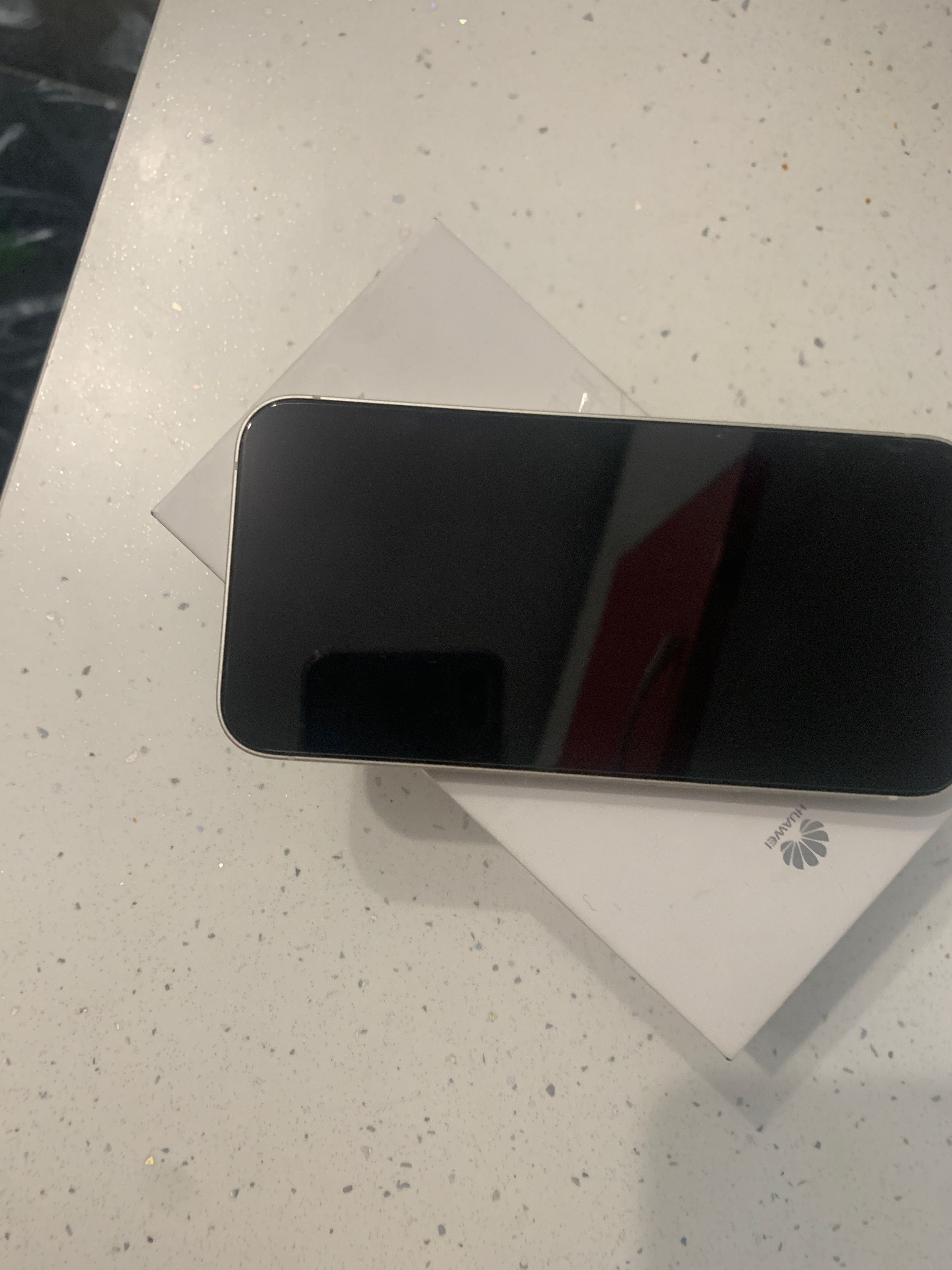 iPhone 13 White  128GB