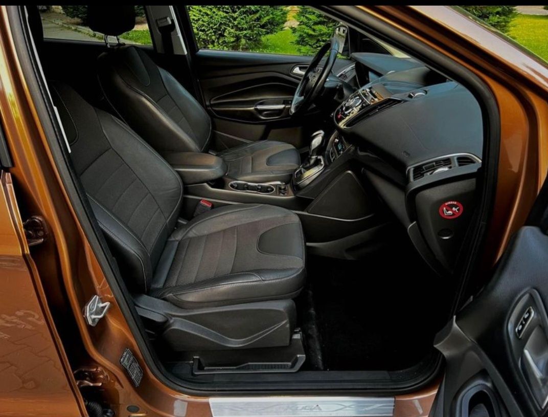 Ford Kuga Titanium Edition/2.0Tdci 163cp/FULL/4×4/2014 PRET:14.000€