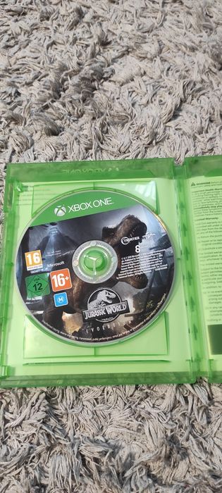 Transport curier 16 lei/Joc/jocuri Jurassic World Evolution Xbox One