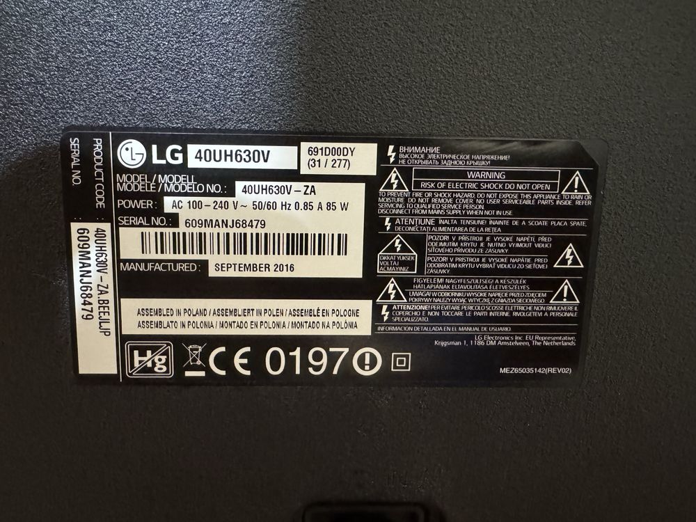 Телевизор LG 40UH630V