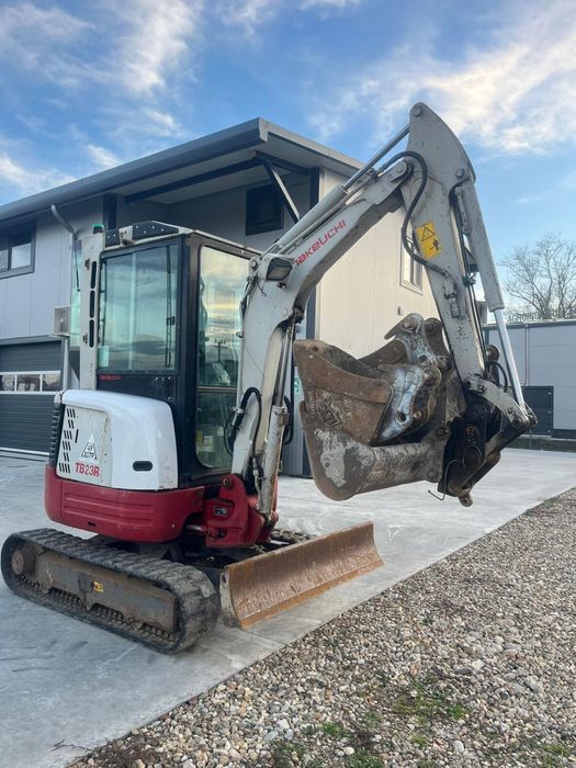 Miniexcavator takeuchi ,2,6 tone ,2017