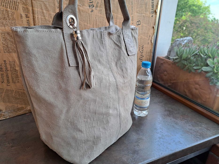 дамска чанта бежова,велурена торба-естествена кожа