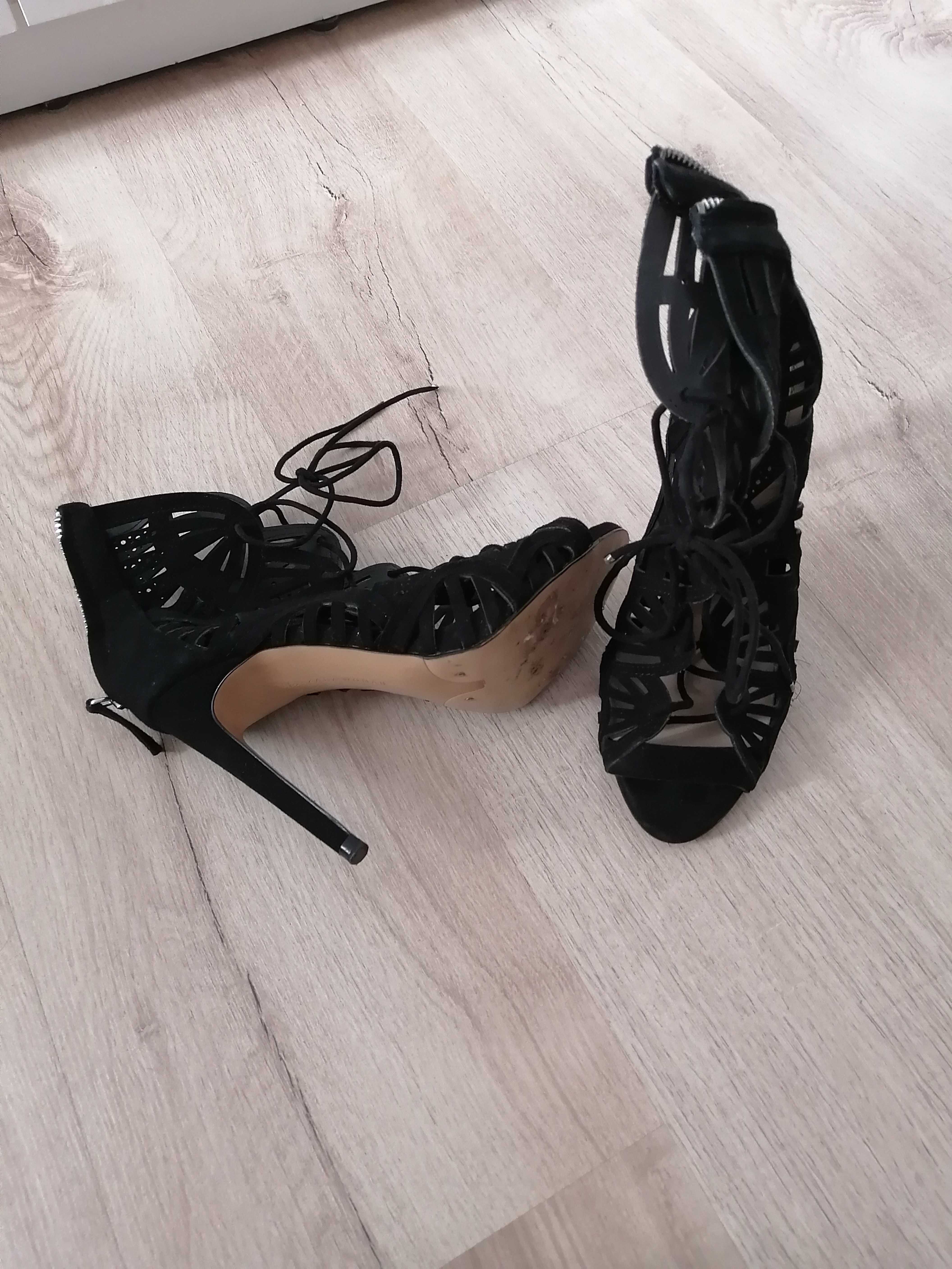 Sandale negre Zara
