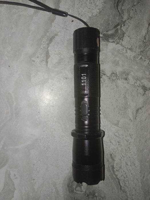 Продам фонарик с секретом