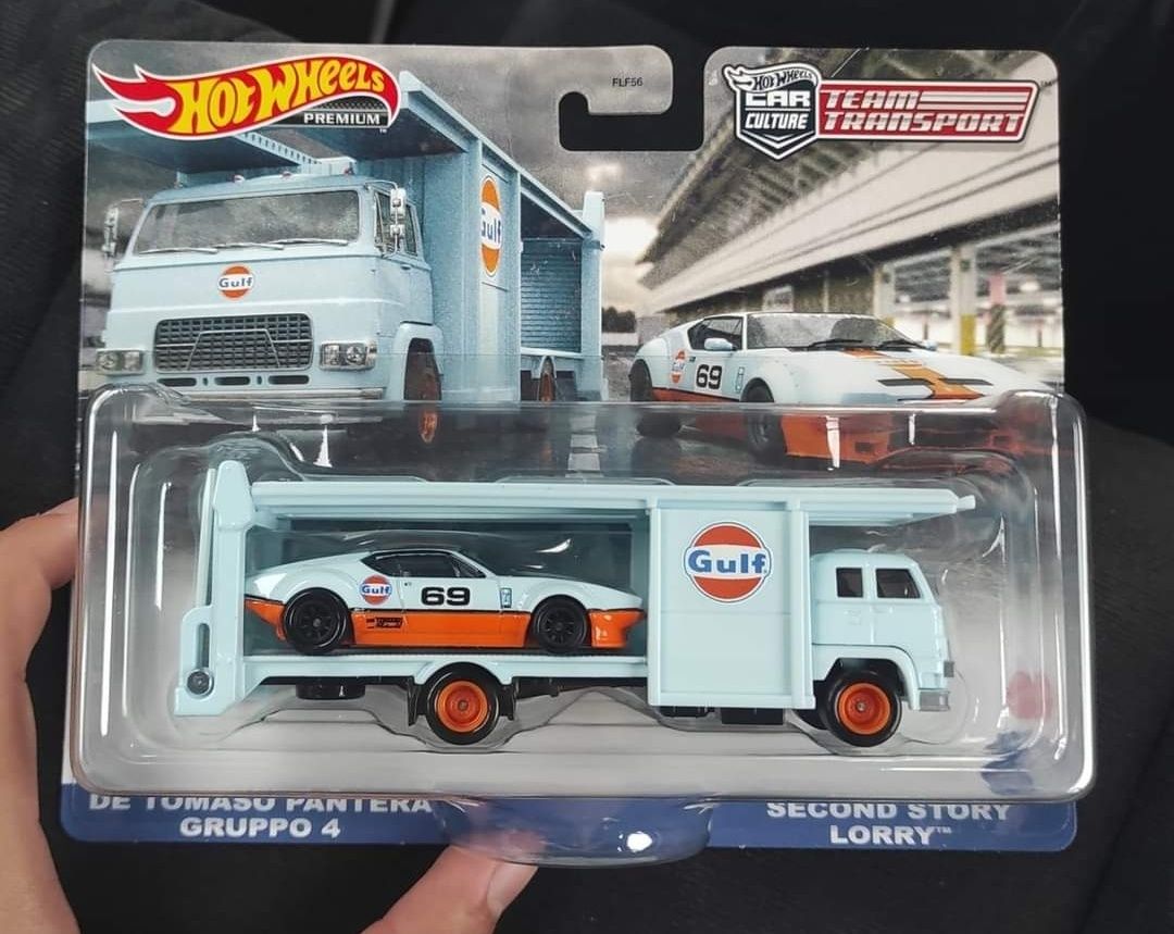 Hot wheels team transport