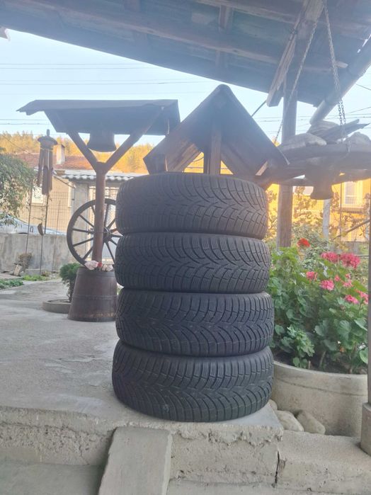 Продавам Зимни гуми