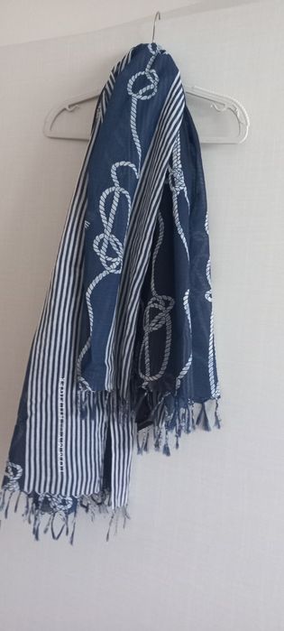 Esarfa superba mare Tommy Hilfiger